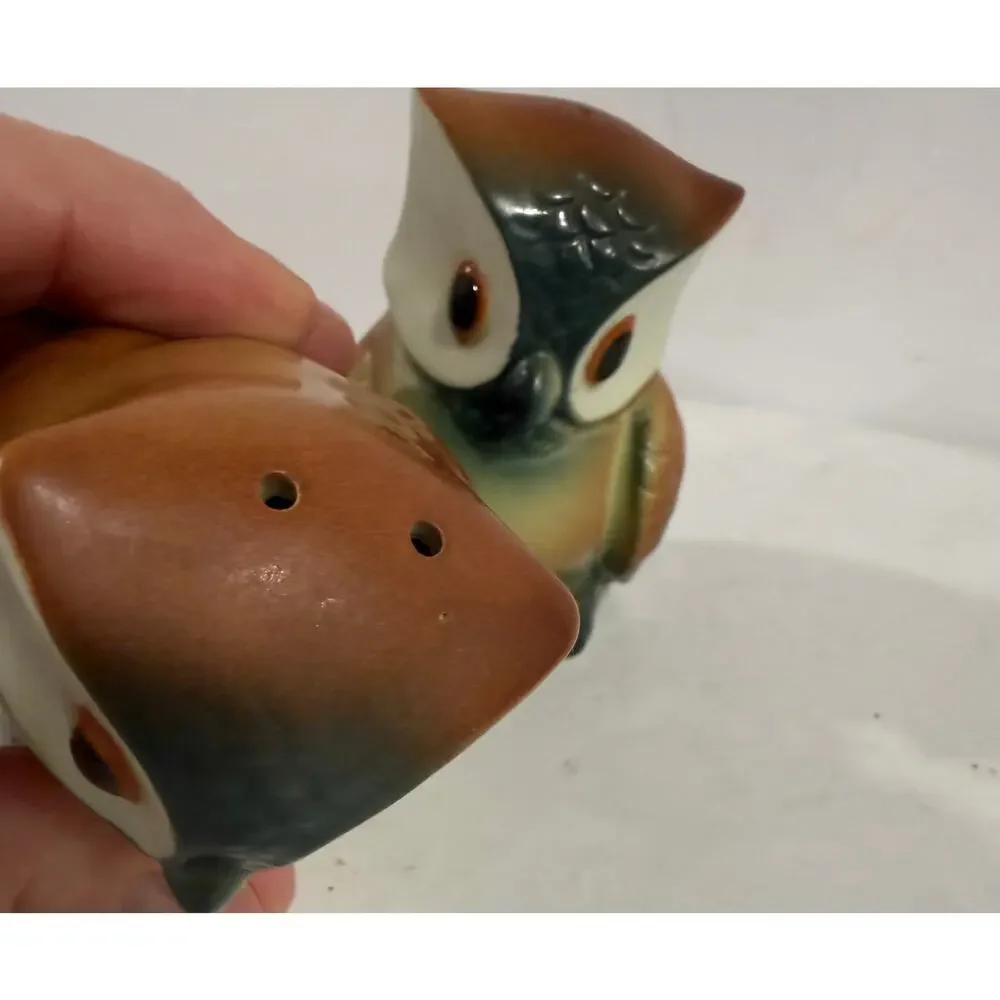 VINTAGE 1970s Japan Owl Salt Pepper Shaker Pair Ceramic Brown Green Kitsch Decor